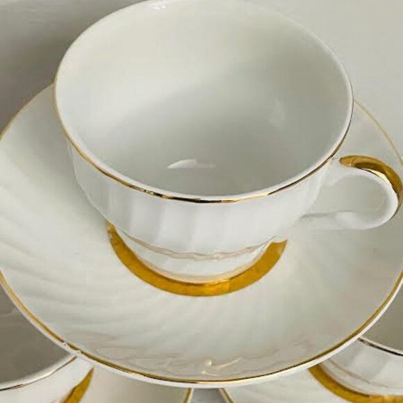 Beautiful Set of 4 Cups & Saucers Enoch Wedgewood Tunstall English Tea ware - Picture 6 of 11